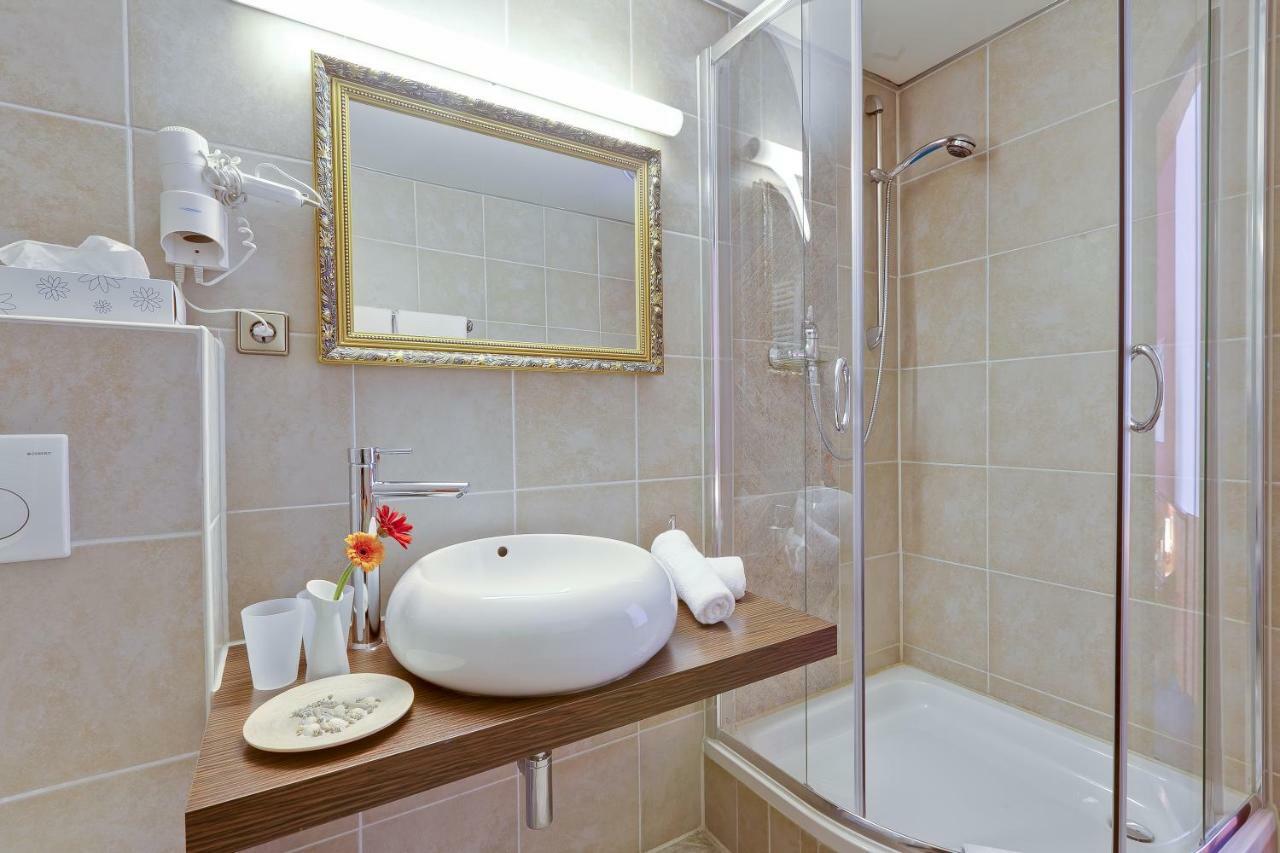 Bavaria Hotel Muenchner Hof Superior Stuttgart Oda fotoğraf